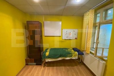 Spațiu comercial, de 58 mp, în Rovine - 2