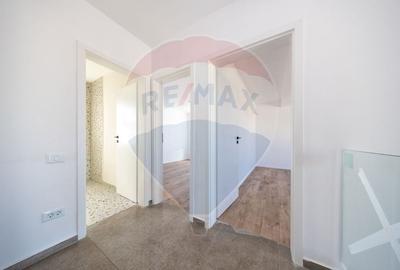 Casă cu 4 camere cu Teren 500 Mp în Sânpetru - 2