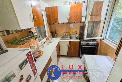 Apartament cu 2 camere semidecomandat, mobilat în Babadag - 7