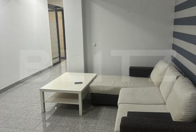 Spațiu comercial, de 275 mp, în Centura - 2