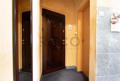 Apartament cu 3 camere decomandat în Iosia