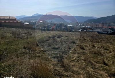 Teren de 2606 mp, în Central