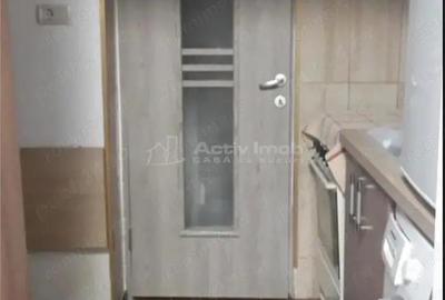 Garsonieră decomandată în Central - 5