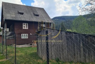 Casă cu 5 camere în Central