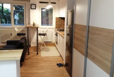 Garsonieră decomandată în Gorjului - 3