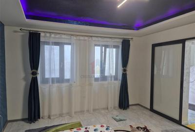 Casa 4 camere din Caramida,zona Centrala, pretabil pentru 2 - 4