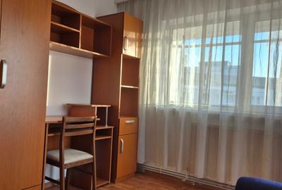 Apartament cu 3 camere decomandat în Vama - 4