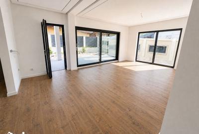 Casă cu 4 camere cu Teren 450 Mp în Podu Roș