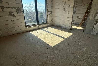 Casă cu 3 camere cu Teren 500 Mp în Roșu - 15