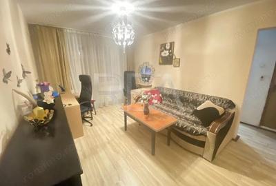 Apartament cu 3 camere decomandat în Mărgeanului - 3