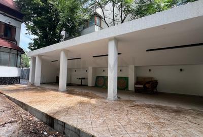 Casă individuală cu 10 camere cu Canalizare în Banu Manta - 13