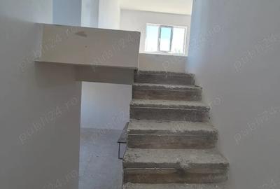Vila, P+E,120mp utili(60mp nivel),zona excelenta! - 10