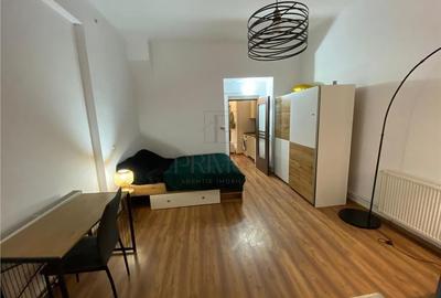 ULTRACENTRAL - 1 Camera - Cladire istorica - Perfect pentru investitie - Central - 2