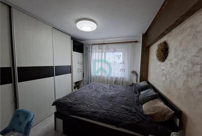 Apartament cu 3 camere decomandat, mobilat în Tractorul - 5