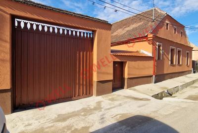 De vânzare casă familială în Racoș - 3