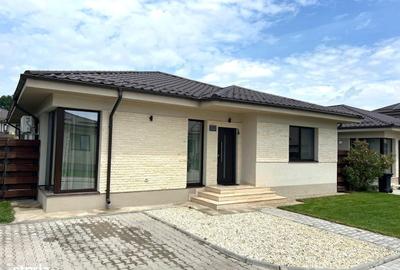 Casă cu 4 camere în Ostratu - 7