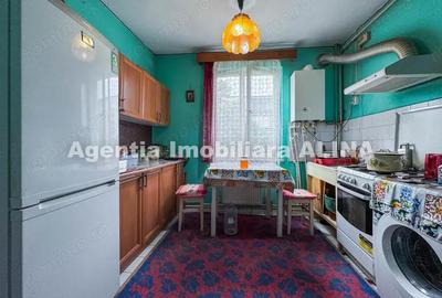 Garsonieră decomandată în Gojdu - 1