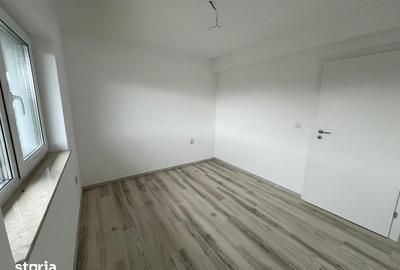 Casă cu 3 camere cu Teren 180 Mp în Cetate
