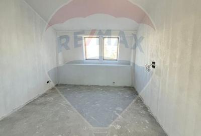Apartament cu 4 camere decomandat în P-ța Alba Iulia - 14