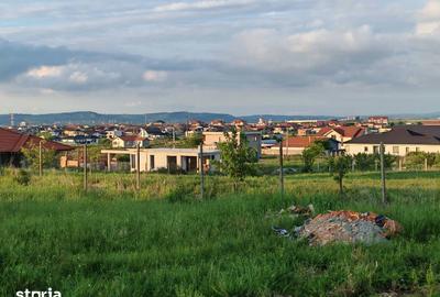 Casă cu 4 camere cu Teren 700 Mp în Central