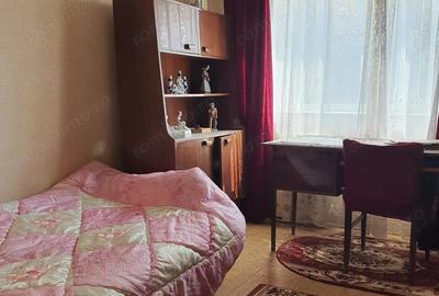 Se vinde apartament cu 3 camere - 8