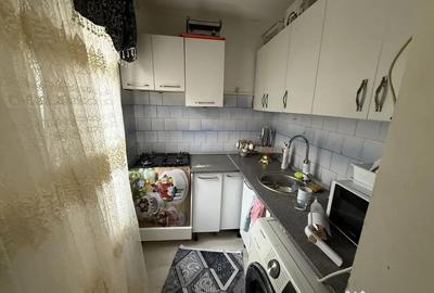 Apartament cu 3 camere semidecomandat în Groapa - 7