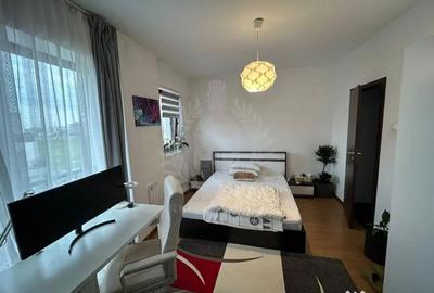 Apartament cu 4 camere decomandat în Central - 4