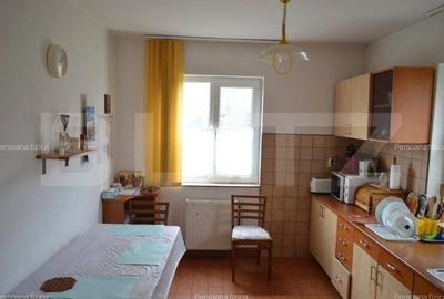 Casă cu 4 camere cu Teren 2000 Mp în Viișoara - 3