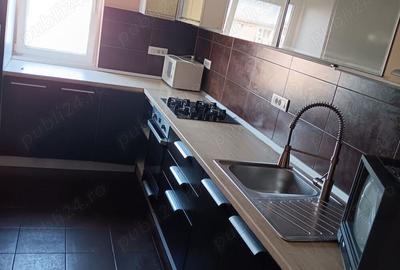 Apartament cu 3 camere decomandat vand s-au schimb (De la Proprietar) - 2