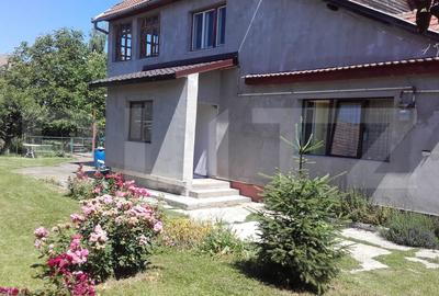 Casa cu etaj de vanzare in Ghimbav, Brasov – zona linistita, teren 800MP - 1