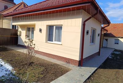 Casă cu 3 camere cu Garaj în Vețel - 4