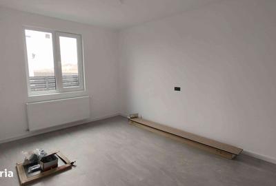 Casă cu 3 camere în 1 Decembrie - 1