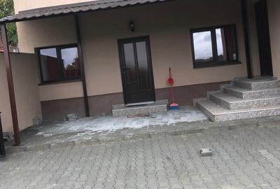 Casă cu 4 camere în Central - 4