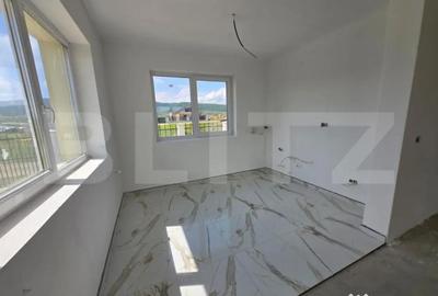 Casă cu 4 camere cu Teren 505 Mp în Micești - 3