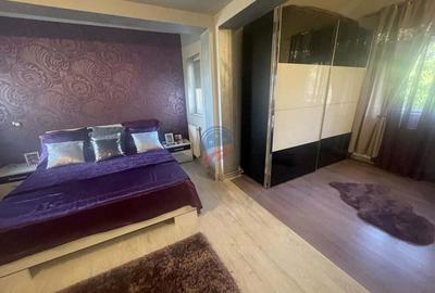 Casă cu 5 camere cu Teren 500 Mp în Șimnicu de Sus - 10