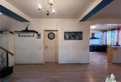 Vila individuala cuplata 6 camere P+E+M, cu incalzire pe centrala si semineu, to Vila individuala cuplata 6 camere P+E+M, cu incalzire pe centrala si semineu, to - 13