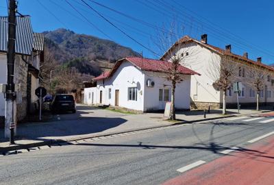 Spațiu comercial, de 120 mp, în Central - 7