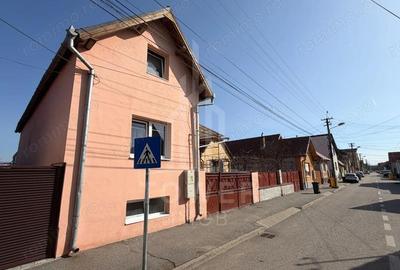 Casă cu 3 camere cu Teren 400 Mp în Țiglari - 2