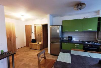 Apartament cu 2 camere nedecomandat, mobilat în Tractorul - 1