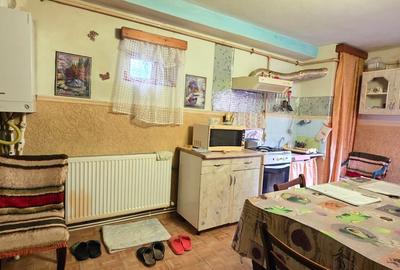 CENTRU 2 CORPURI DE CASA DIN CARAMIDA 5 CAMERE 2 BAI 2 BUCATARII UTILITATI, GAZE - 18