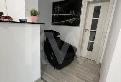 Spațiu comercial, de 66 mp, în Central - 1