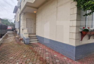Casă cu 4 camere cu Teren 122 Mp în Central - 11