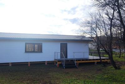 Casă cu 3 camere cu Teren 1300 Mp în Părău - 2