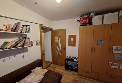 Apartament 3 camere, partial mobilat si utilat, pozitie excelenta - Lipovei - 13