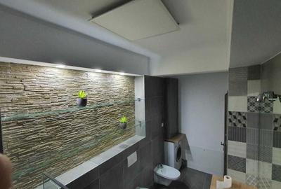 Apartament cu 2 camere decomandat în Ultracentral