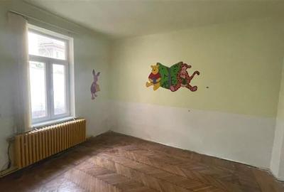 Vatra Luminoasa, vila 7 camere, curte 121 mp - 6