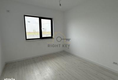 Casă cu 4 camere în Olteni - 3