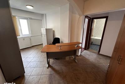 Apartament cu 3 camere semidecomandat, mobilat în Văcăresti - 20