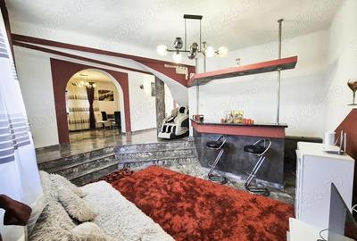 Casă cu 6 camere cu Canalizare în Geamăna - 1