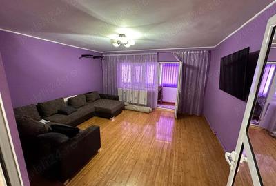 Apartament cu 3 camere decomandat în Micro 2 - 7